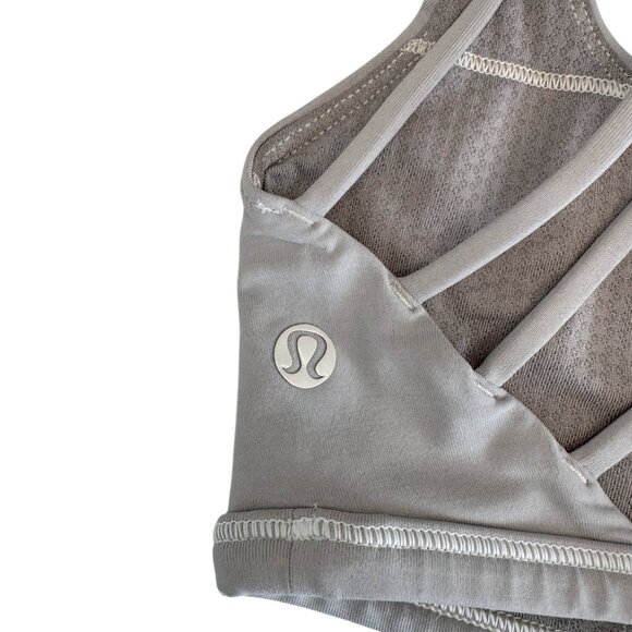 Lululemon Free To Be Wild Bra Size 2 - Picture 3 of 5